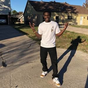 Meet your Posher, Elijah